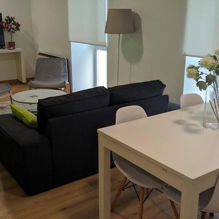 Piso En El Centro Para 4 Personas - Plaza Amboage - Wifi フェロル エクステリア 写真