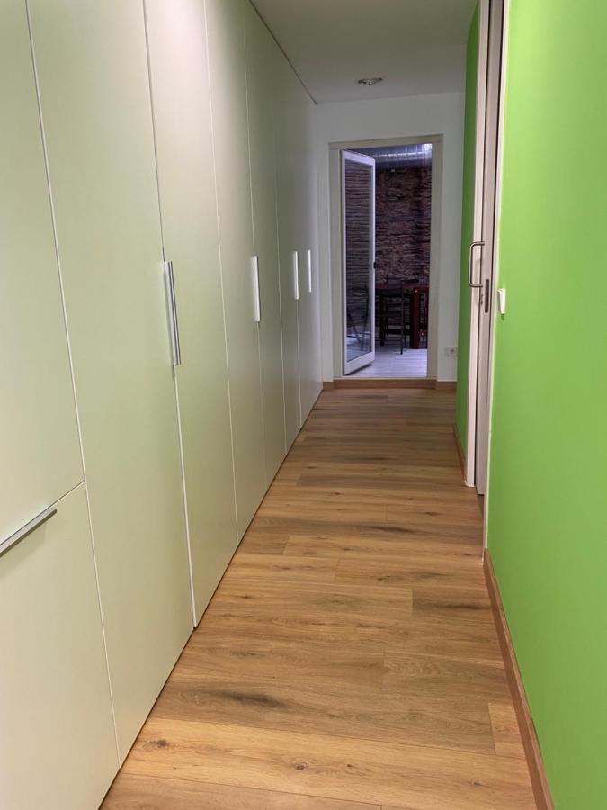 Piso En El Centro Para 4 Personas - Plaza Amboage - Wifi フェロル エクステリア 写真