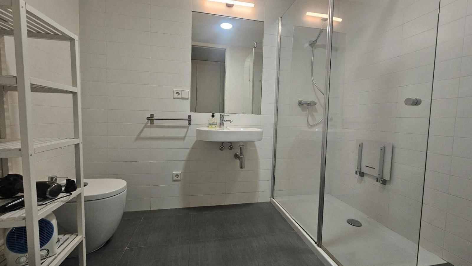 Piso En El Centro Para 4 Personas - Plaza Amboage - Wifi フェロル エクステリア 写真